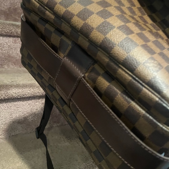 Louis Vuitton Damier Graphite Cross Chest Travel Bag. 100% authentic! - Picture 15 of 15